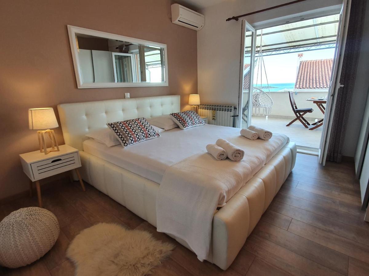 Roso - Zf Hvar Apartment