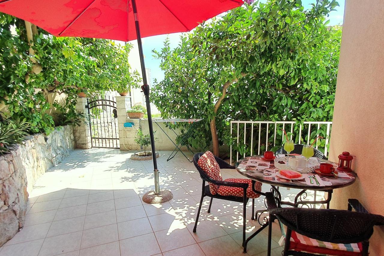 Apartma Roso - Zf Hvar