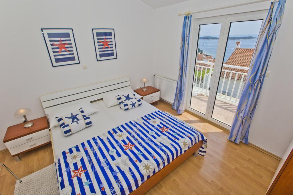 Roso - Zf Hvar Apartment