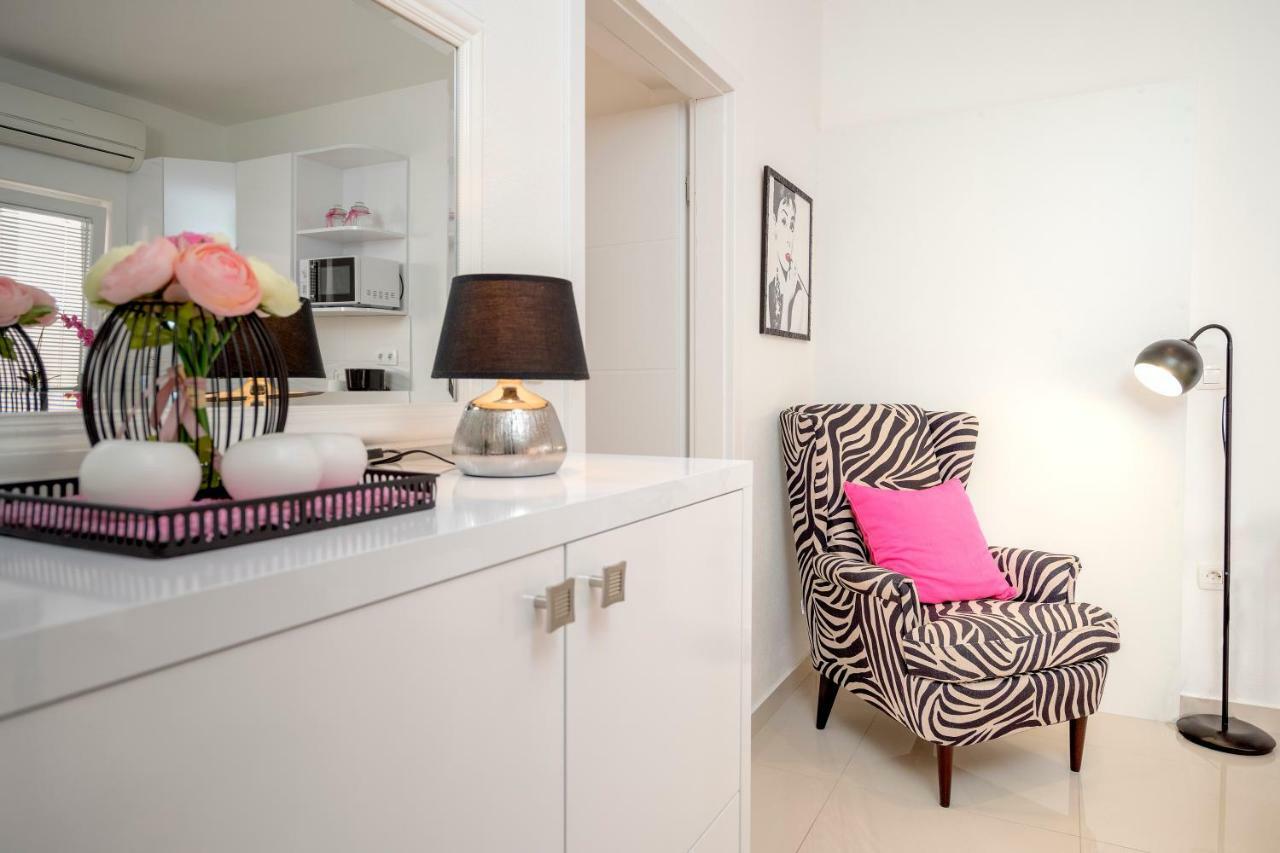 Roso - Zf Hvar Apartment