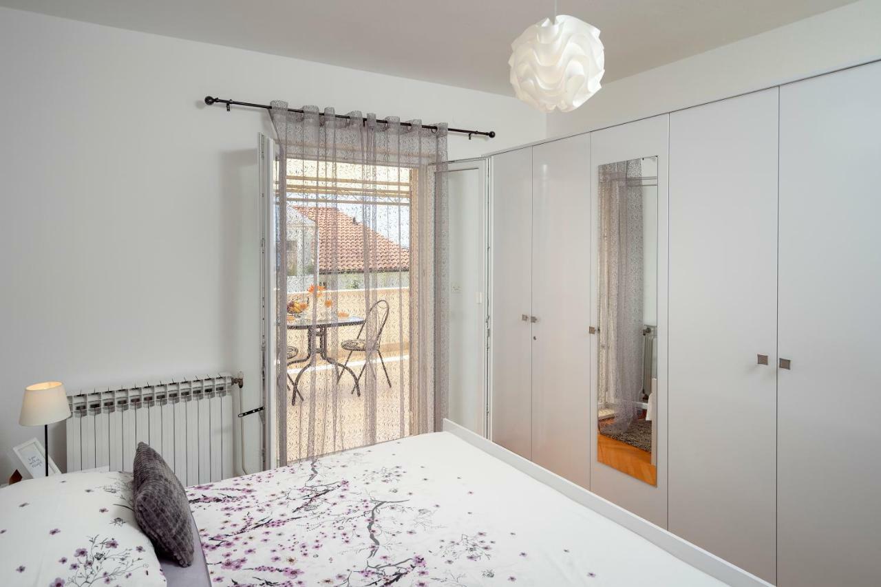 Apartma Roso - Zf Hvar *